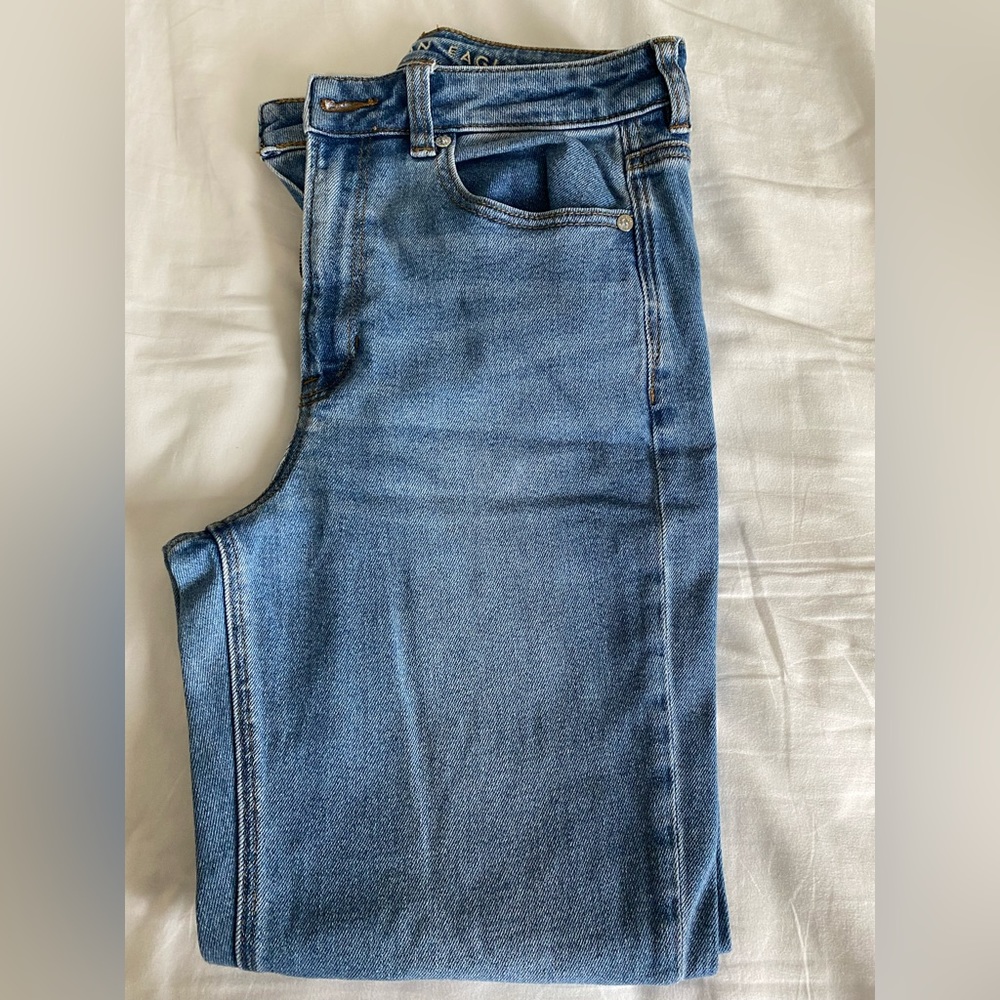 AE Mom Jean
